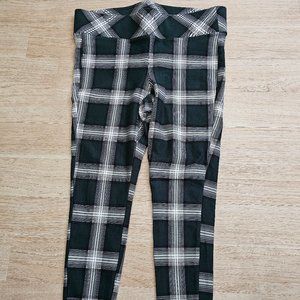 Plaid leggings